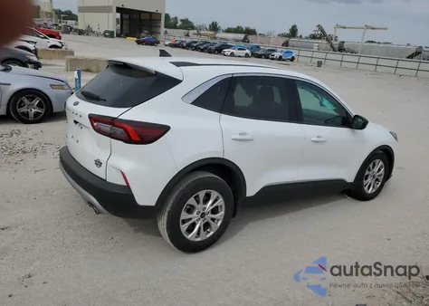 2024 Ford Escape Active z USA, uszkodzony, nr VIN 1FMCU0GN5RUB10224